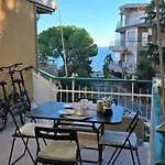 Casa Lela Vista Mare Posto Auto, * سانريمو