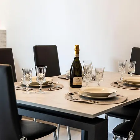 דירה Casa Lela Vista Mare Posto Auto, סנרמו