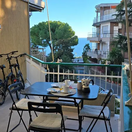 Casa Lela Vista Mare Posto Auto, * San Remo